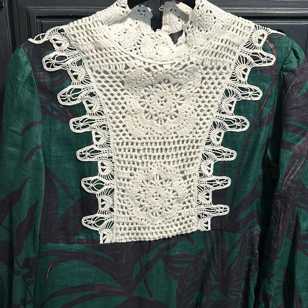 Zara midi dress never worn size S